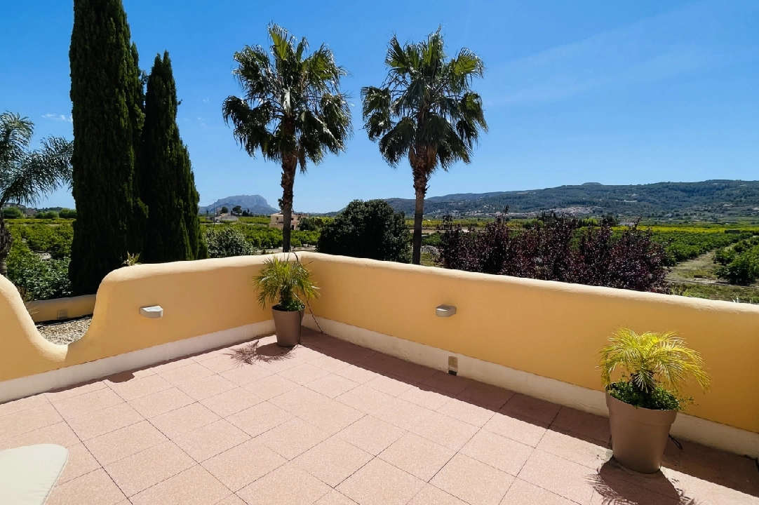 villa in Tormos for sale, built area 300 m², year built 2007, condition neat, + central heating, air-condition, plot area 13000 m², 4 bedroom, 4 bathroom, swimming-pool, ref.: JS-0724-30