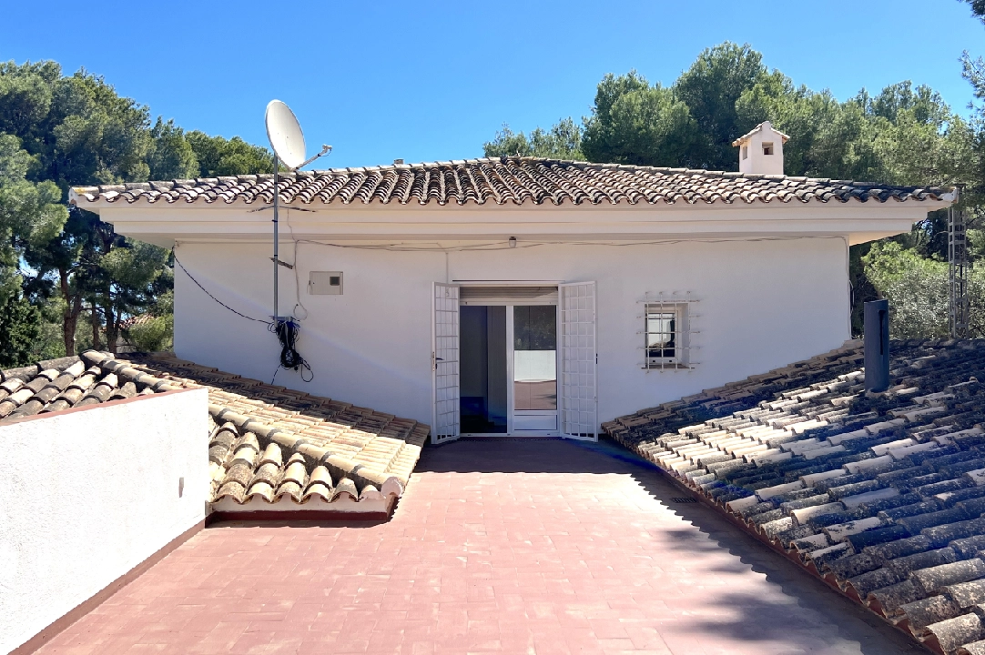 villa in Denia(Las Rotas) for sale, built area 280 m², year built 1989, condition neat, + central heating, plot area 1150 m², 5 bedroom, 4 bathroom, swimming-pool, ref.: SC-T0424-10