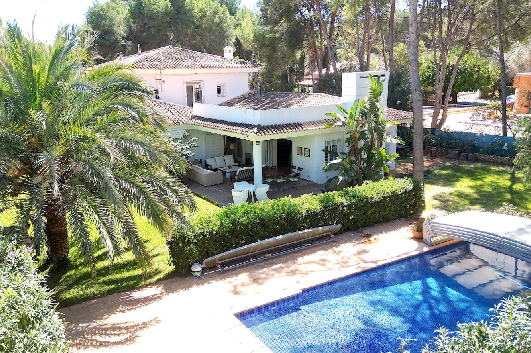 villa in Denia(Las Rotas) for sale, built area 280 m², year built 1989, condition neat, + central heating, plot area 1150 m², 5 bedroom, 4 bathroom, swimming-pool, ref.: SC-T0424-3