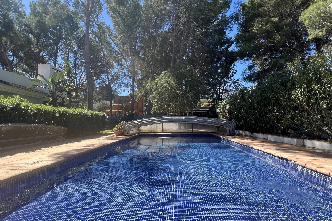 villa in Denia(Las Rotas) for sale, built area 280 m², year built 1989, condition neat, + central heating, plot area 1150 m², 5 bedroom, 4 bathroom, swimming-pool, ref.: SC-T0424-5