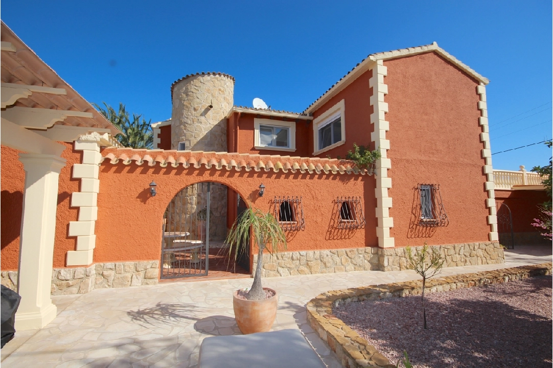 villa in Denia(Beniadla) for sale, built area 320 m², year built 1976, condition neat, + central heating, air-condition, plot area 1600 m², 4 bedroom, 4 bathroom, swimming-pool, ref.: AS-0617-52