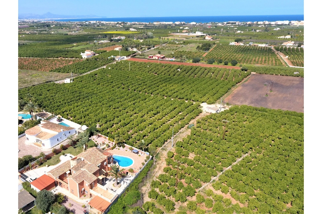 villa in Denia(Beniadla) for sale, built area 320 m², year built 1976, condition neat, + central heating, air-condition, plot area 1600 m², 4 bedroom, 4 bathroom, swimming-pool, ref.: AS-0617-59