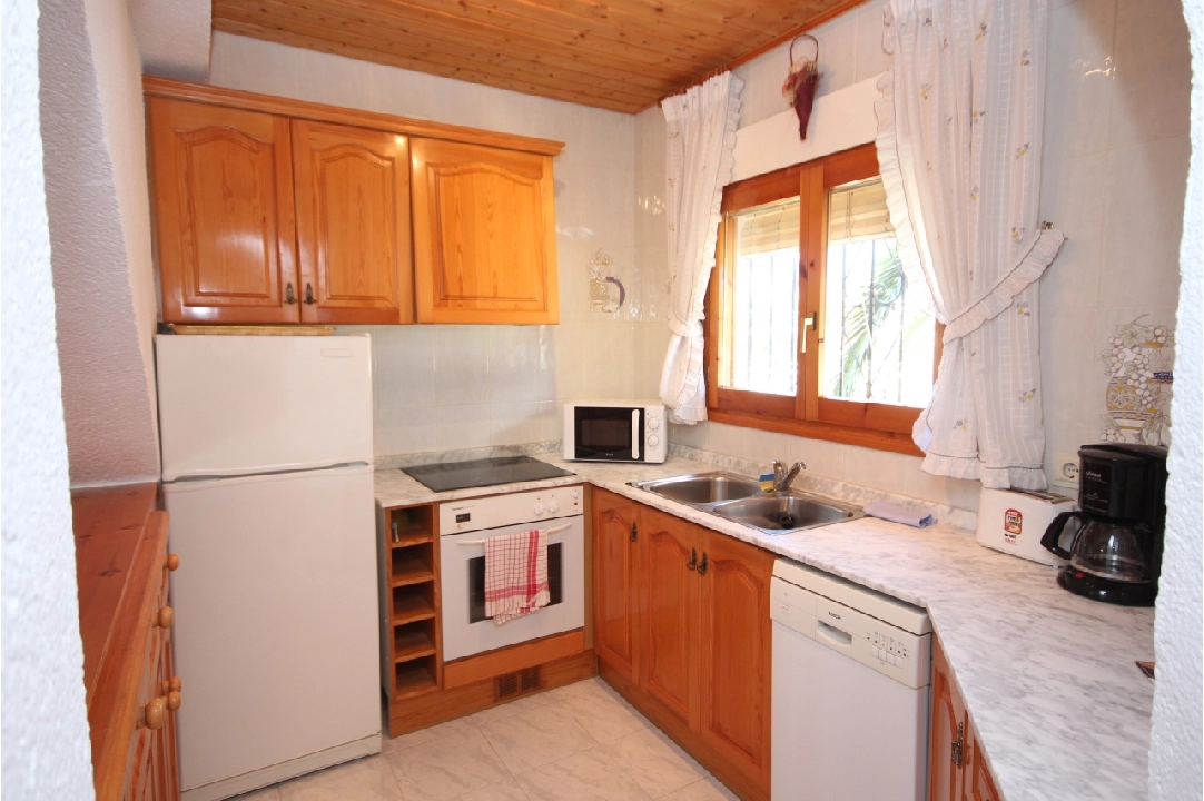 summer house in Els Poblets  for holiday rental, built area 125 m², year built 1992, condition neat, + central heating, air-condition, plot area 400 m², 2 bedroom, 2 bathroom, swimming-pool, ref.: V-0223-8