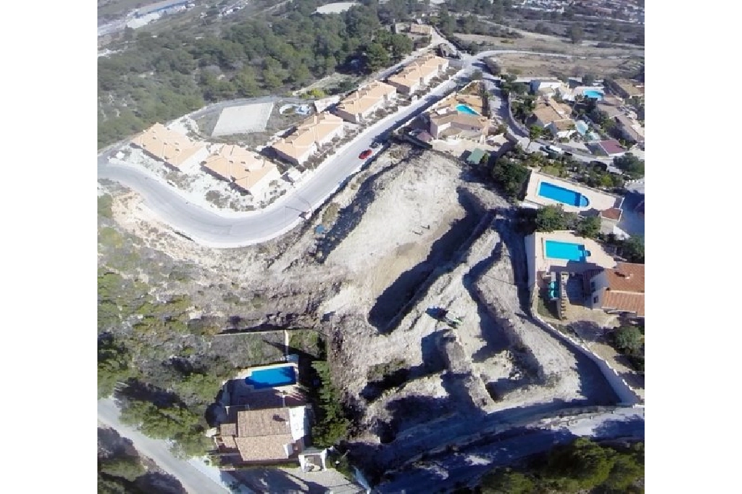residential ground in Calpe(Cucarres) for sale, air-condition, plot area 6015 m², swimming-pool, ref.: BI-CA.G-076-4