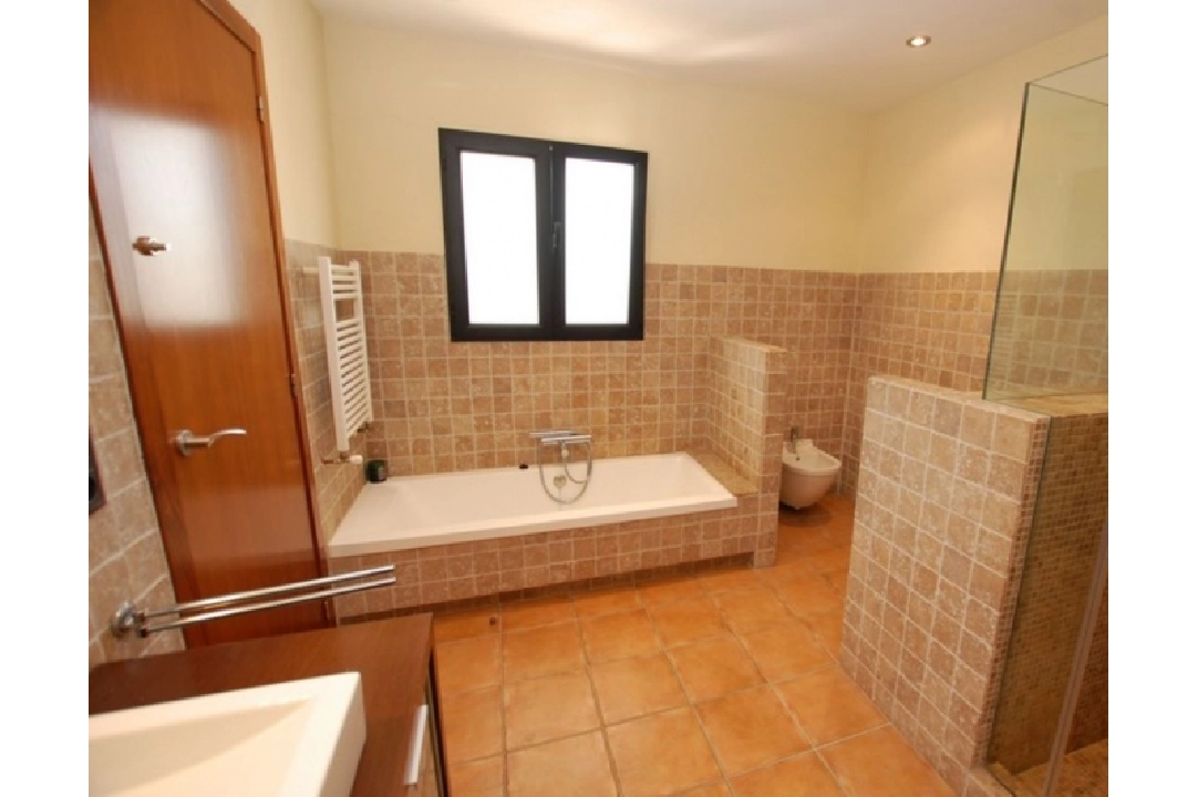 town house in Pego(Centro Urbano) for sale, built area 360 m², year built 2008, + central heating, air-condition, plot area 134 m², 4 bedroom, 2 bathroom, swimming-pool, ref.: O-V33514-8