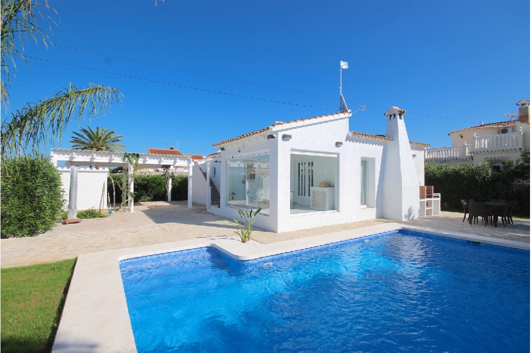 villa in Els Poblets(Ptda. Barranquets) for holiday rental, built area 114 m², year built 1986, condition neat, + central heating, air-condition, plot area 510 m², 3 bedroom, 2 bathroom, swimming-pool, ref.: T-1118-1