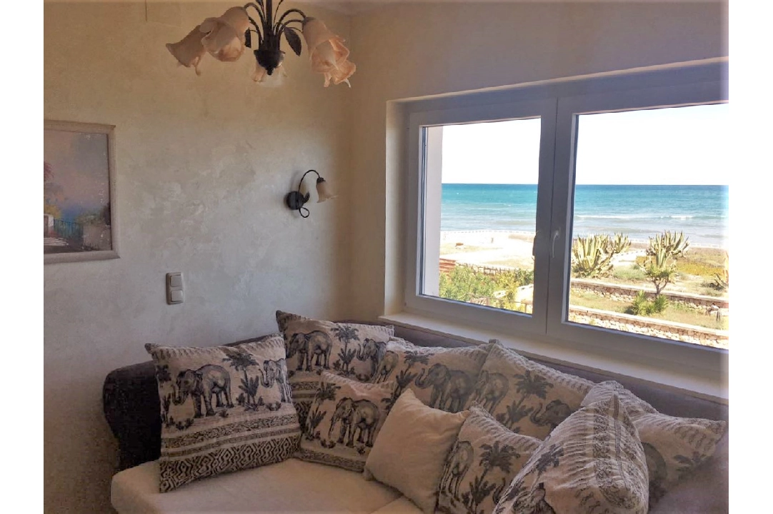 penthouse apartment in Denia(Deveses) for sale, built area 114 m², year built 1966, condition modernized, + central heating, air-condition, plot area 1297 m², 4 bedroom, 2 bathroom, ref.: GC-4418-3