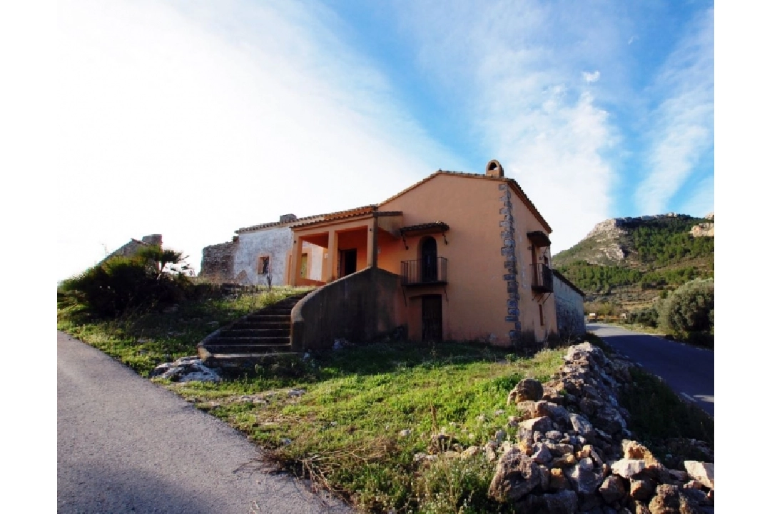 country house in Jalon for sale, built area 100 m², air-condition, plot area 35000 m², 1 bedroom, 1 bathroom, swimming-pool, ref.: O-V52814-2