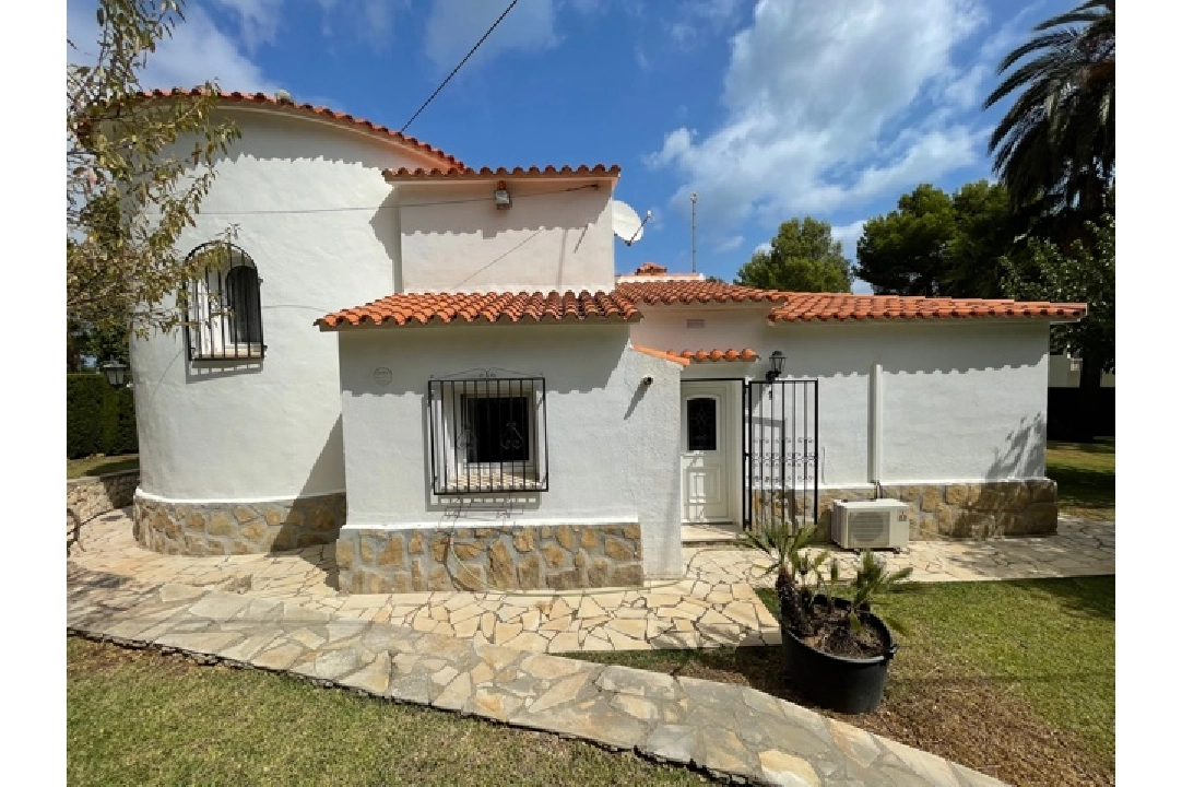 villa in Denia(Don Quijote I) for sale, built area 154 m², year built 1983, condition neat, + central heating, air-condition, plot area 918 m², 3 bedroom, 2 bathroom, swimming-pool, ref.: SC-T1121-4