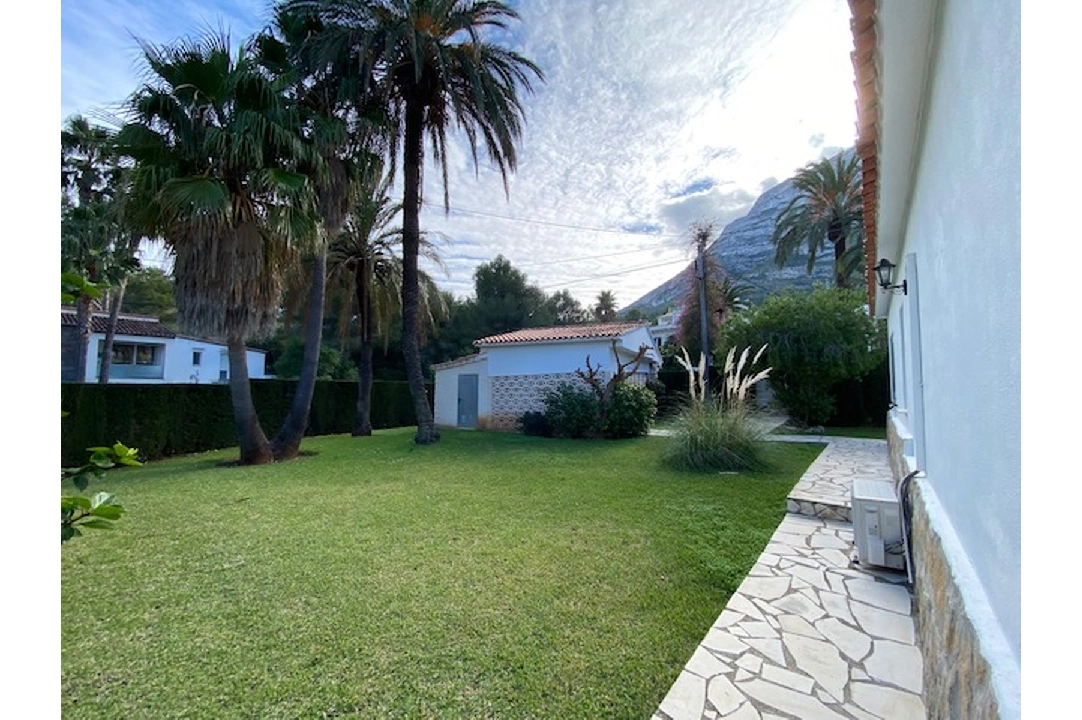 villa in Denia(Don Quijote I) for sale, built area 154 m², year built 1983, condition neat, + central heating, air-condition, plot area 918 m², 3 bedroom, 2 bathroom, swimming-pool, ref.: SC-T1121-5