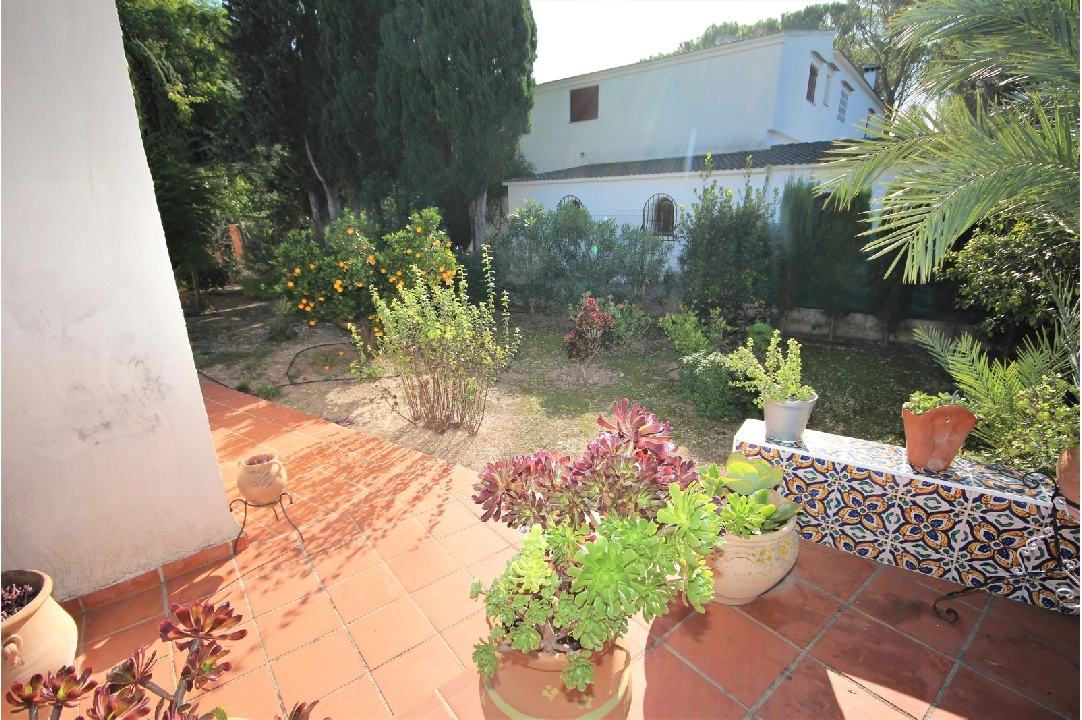 country house in Gandia  for sale, built area 340 m², condition neat, + stove, plot area 2285 m², 5 bedroom, 3 bathroom, swimming-pool, ref.: Lo-5019-23