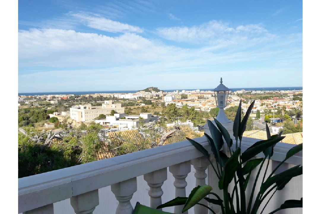 terraced house cornerside in Denia(Pedrera) for sale, built area 108 m², year built 2016, condition mint, + central heating, plot area 191 m², 2 bedroom, 2 bathroom, swimming-pool, ref.: SC-RV0120-32