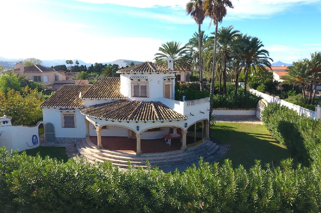 villa in Denia for sale, built area 150 m², year built 1984, condition neat, + central heating, air-condition, plot area 850 m², 3 bedroom, 3 bathroom, swimming-pool, ref.: AS-1020-24