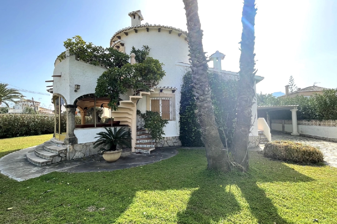 villa in Denia for sale, built area 150 m², year built 1984, condition neat, + central heating, air-condition, plot area 850 m², 3 bedroom, 3 bathroom, swimming-pool, ref.: AS-1020-8