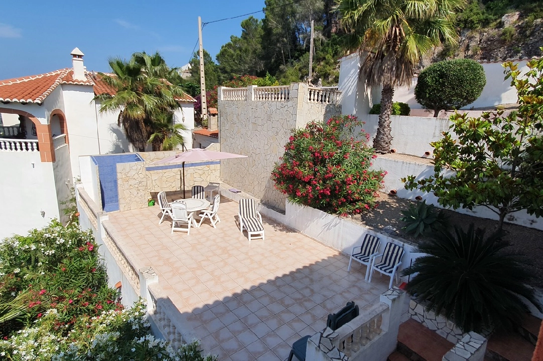 single family house in Oliva for sale, built area 123 m², year built 2002, condition neat, + central heating, plot area 700 m², 2 bedroom, 2 bathroom, ref.: RA-0321-4