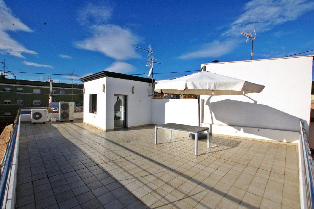 town house in Oliva for sale, built area 339 m², year built 2008, + underfloor heating, air-condition, plot area 122 m², 4 bedroom, 4 bathroom, swimming-pool, ref.: O-V78914-39