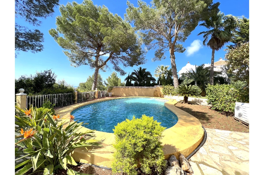 villa in Denia(Denia) for sale, built area 160 m², year built 1985, condition neat, + stove, air-condition, plot area 750 m², 4 bedroom, 3 bathroom, swimming-pool, ref.: AS-2922-4