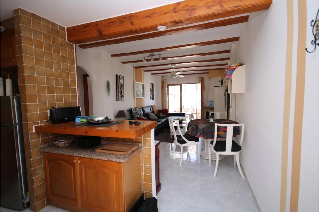 apartment in Denia for sale, built area 75 m², year built 1986, condition mint, 2 bedroom, 1 bathroom, swimming-pool, ref.: JI-0922-9