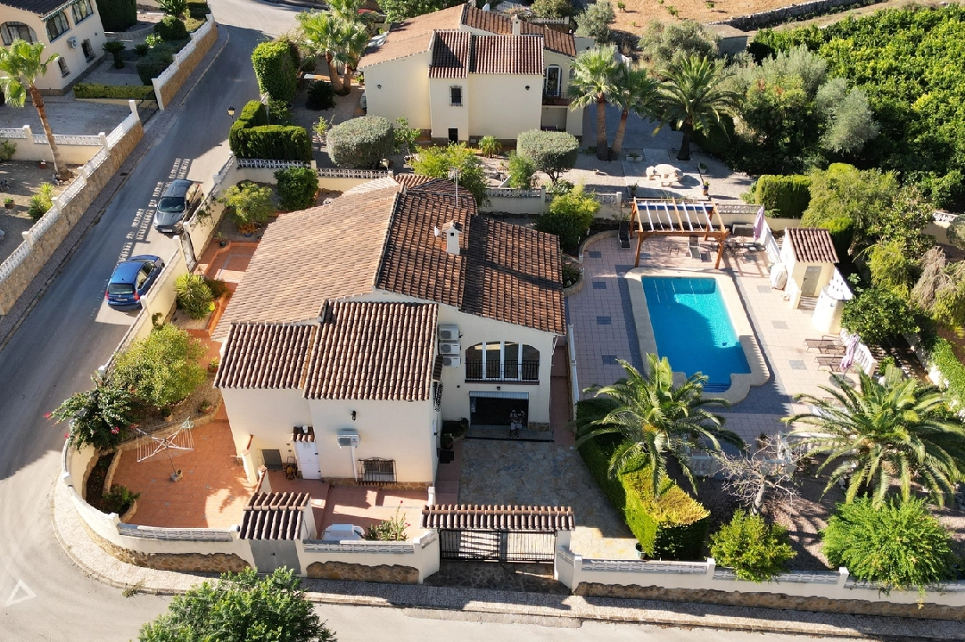 country house in Orba for sale, built area 252 m², year built 2002, condition neat, + central heating, air-condition, plot area 853 m², 4 bedroom, 3 bathroom, swimming-pool, ref.: SB-3522-1