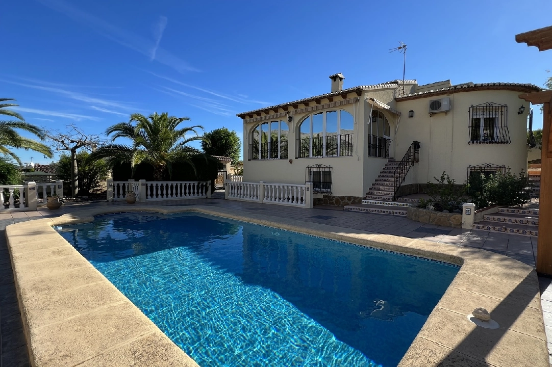 country house in Orba for sale, built area 252 m², year built 2002, condition neat, + central heating, air-condition, plot area 853 m², 4 bedroom, 3 bathroom, swimming-pool, ref.: SB-3522-19