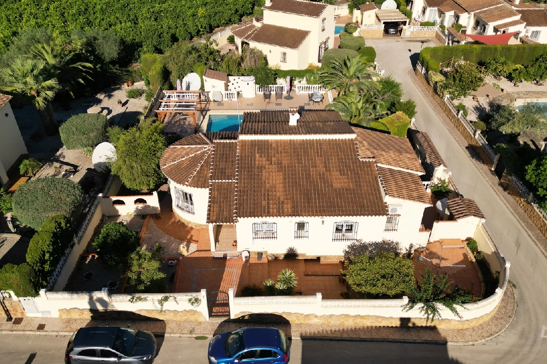 country house in Orba for sale, built area 252 m², year built 2002, condition neat, + central heating, air-condition, plot area 853 m², 4 bedroom, 3 bathroom, swimming-pool, ref.: SB-3522-2