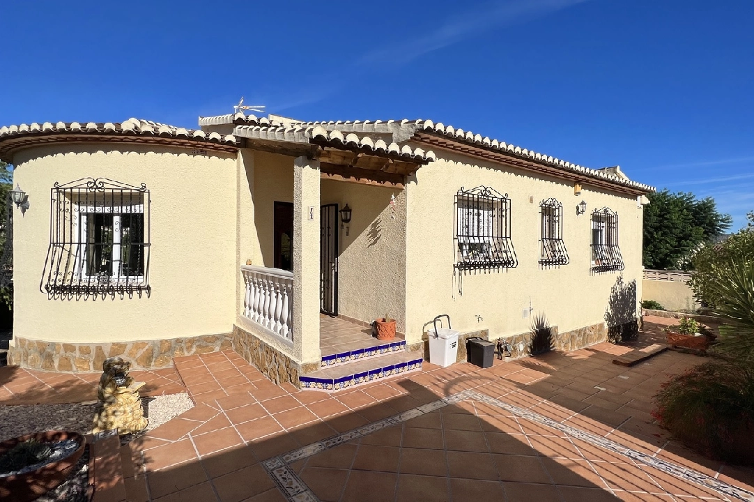 country house in Orba for sale, built area 252 m², year built 2002, condition neat, + central heating, air-condition, plot area 853 m², 4 bedroom, 3 bathroom, swimming-pool, ref.: SB-3522-23