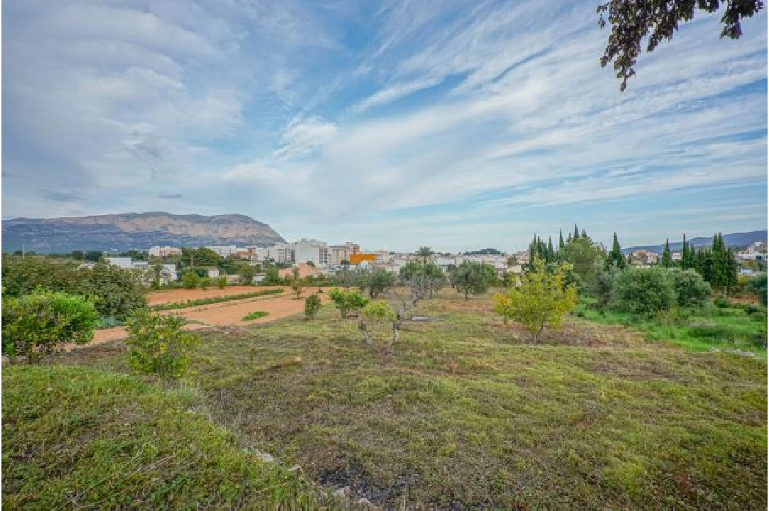 residential ground in Gata de Gorgos(Centrre) for sale, built area 190 m², plot area 2900 m², 1 bedroom, 1 bathroom, ref.: BP-4154GAT-1