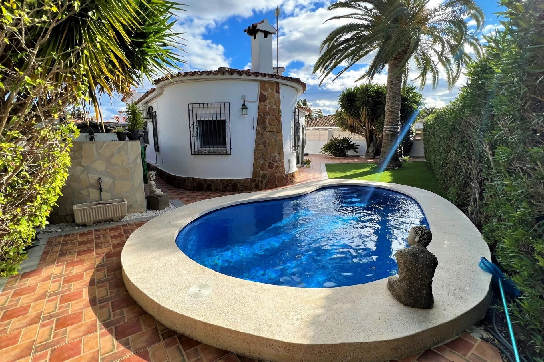 villa in Els Poblets for sale, built area 83 m², year built 1983, + central heating, air-condition, plot area 400 m², 3 bedroom, 1 bathroom, swimming-pool, ref.: FK-0323-1