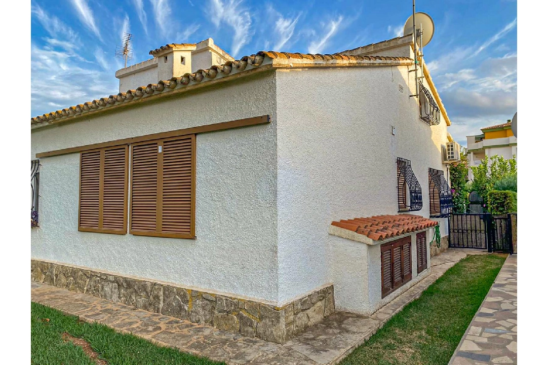 villa in Benissa(La Fustera) for sale, built area 705 m², plot area 1040 m², 4 bedroom, 3 bathroom, ref.: BP-3577BEN-6