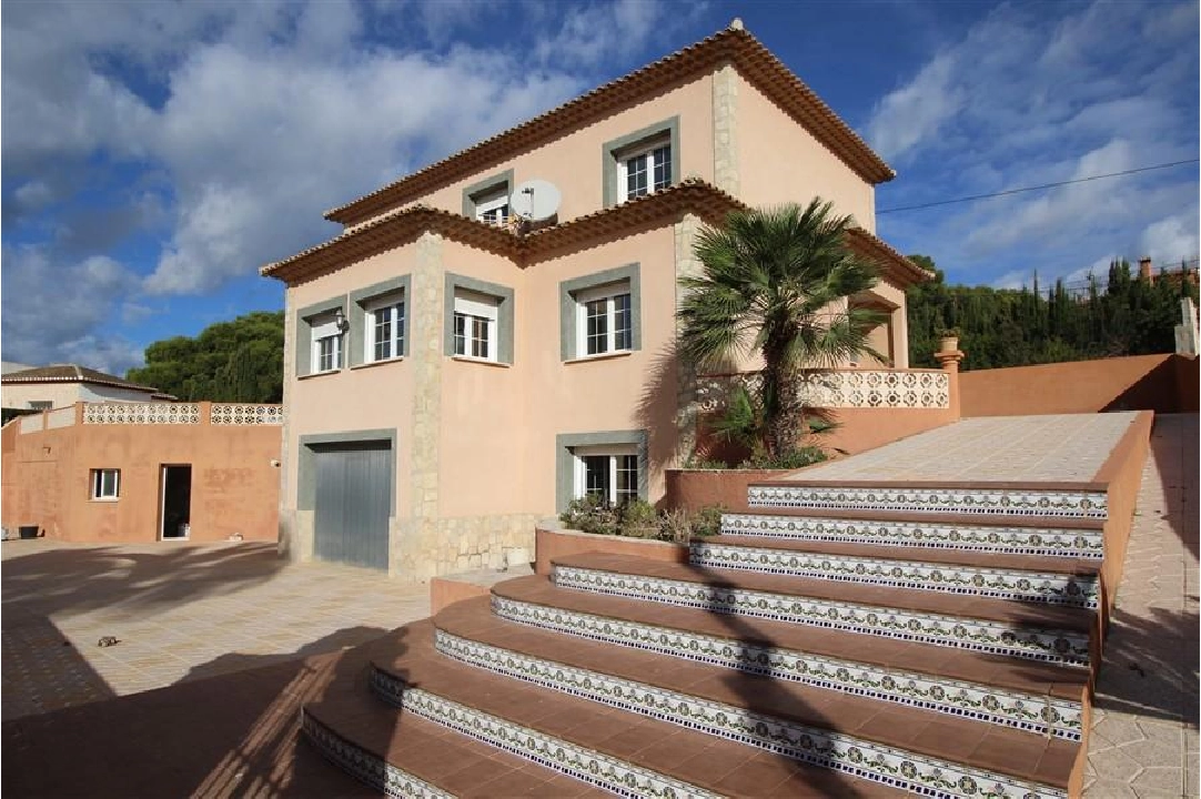 villa in Calpe for sale, built area 331 m², plot area 849 m², 5 bedroom, 3 bathroom, swimming-pool, ref.: COB-3317-1