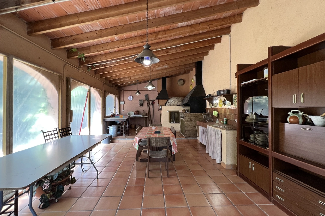 country house in Orba for sale, built area 300 m², year built 2000, + stove, plot area 17241 m², 4 bedroom, 2 bathroom, swimming-pool, ref.: SB-2423-14