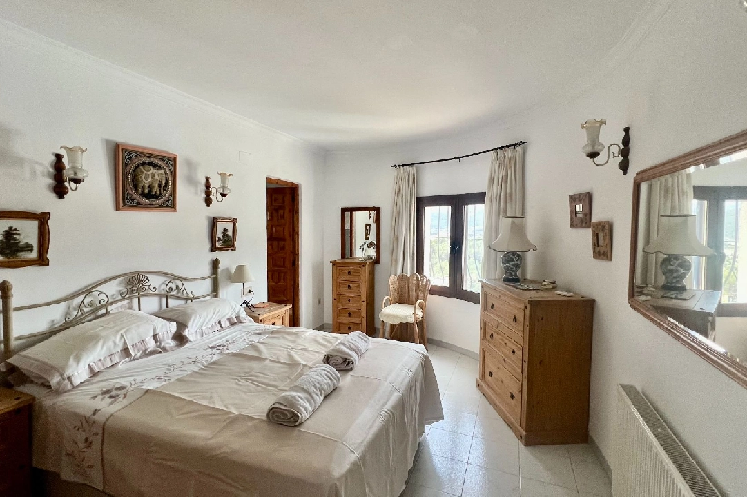 villa in Jalon for sale, built area 132 m², year built 1991, + central heating, air-condition, plot area 1500 m², 3 bedroom, 2 bathroom, swimming-pool, ref.: PV-141-01935P-21