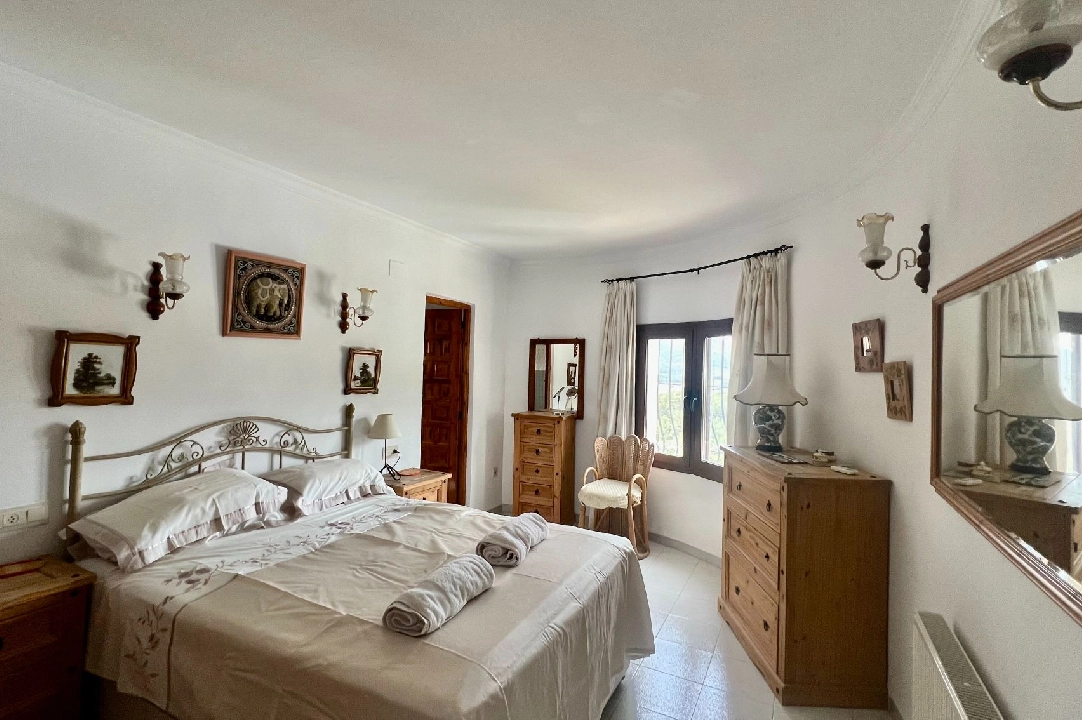 villa in Jalon for sale, built area 132 m², year built 1991, + central heating, air-condition, plot area 1500 m², 3 bedroom, 2 bathroom, swimming-pool, ref.: PV-141-01935P-24