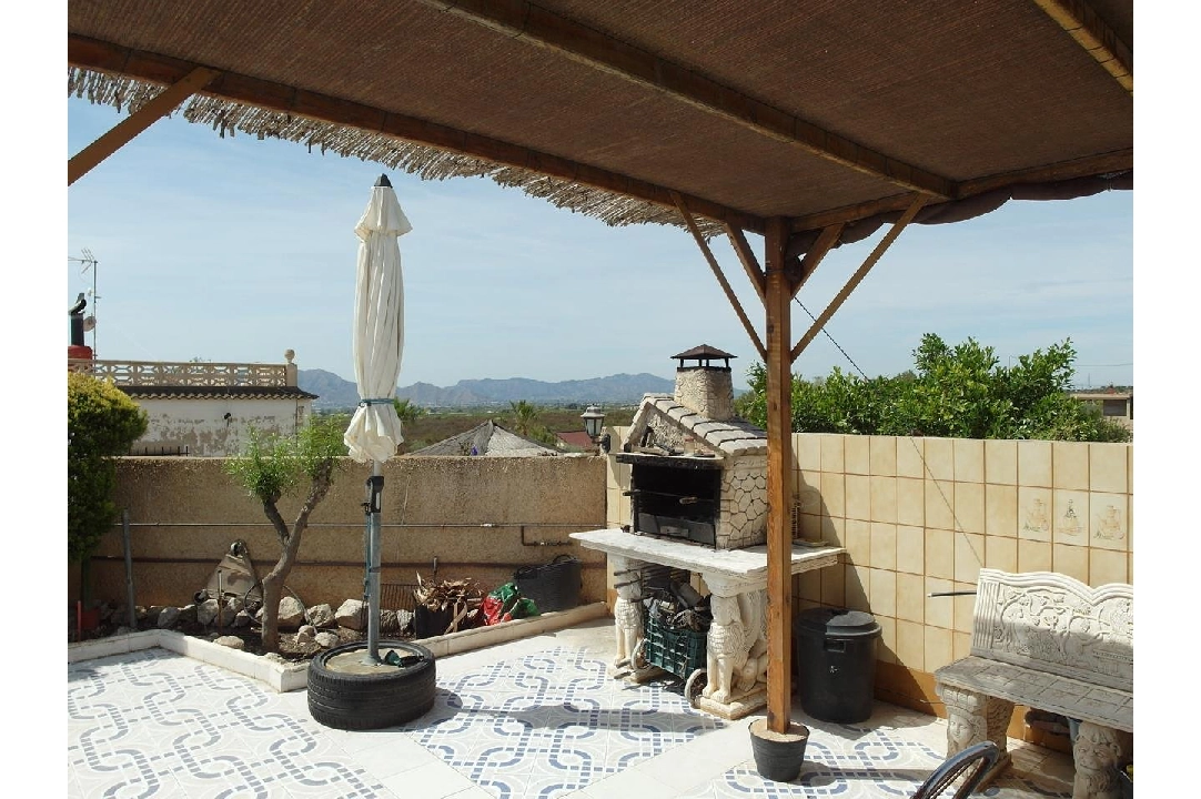 country house in Albatera for sale, built area 193 m², condition neat, plot area 4311 m², 5 bedroom, 2 bathroom, ref.: HA-AA-109-44