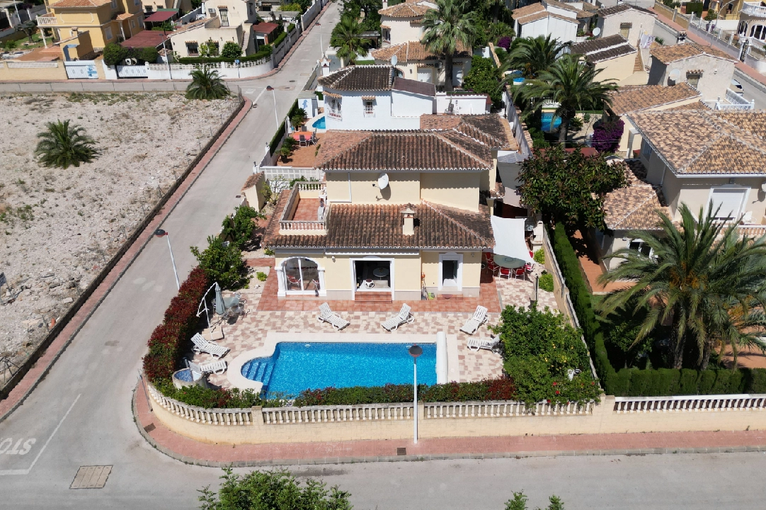 single family house in Els Poblets(Partida Gironets) for sale, built area 189 m², year built 2004, air-condition, plot area 464 m², 4 bedroom, 2 bathroom, ref.: OK-0423-12