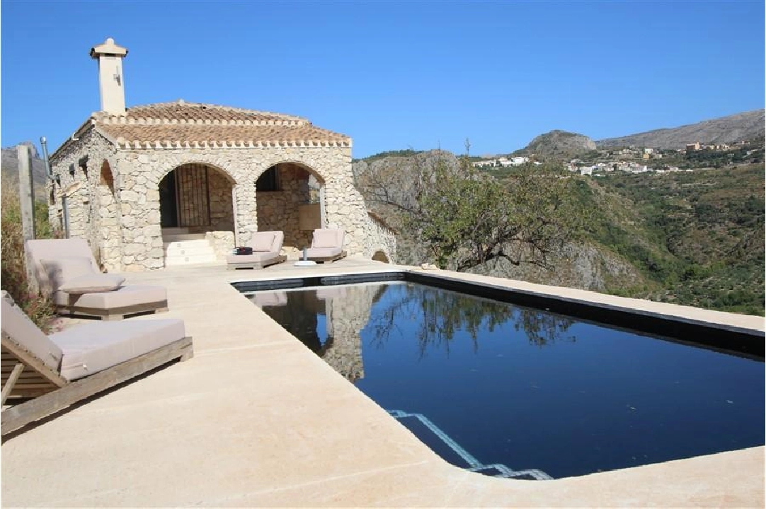 country house in Tarbena for sale, built area 129 m², plot area 5731 m², 3 bedroom, 2 bathroom, swimming-pool, ref.: COB-3290-6