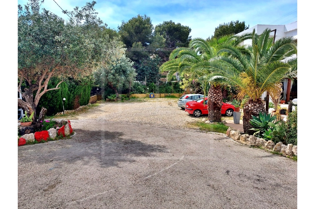investment in Moraira for sale, built area 409 m², + central heating, air-condition, plot area 2500 m², 5 bedroom, 3 bathroom, swimming-pool, ref.: NL-NLD1454-18