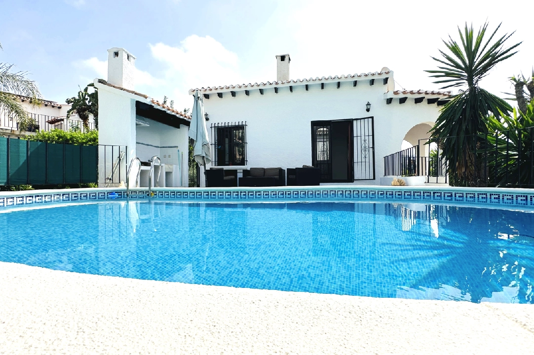 villa in Pego-Monte Pego(Monte Pego) for sale, built area 148 m², year built 2002, condition neat, + KLIMA, air-condition, plot area 618 m², 3 bedroom, 2 bathroom, swimming-pool, ref.: AS-2323-39