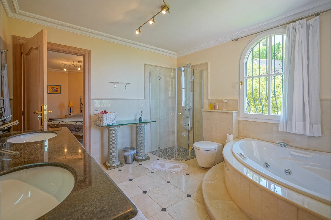 villa in Pedreguer(La Sella) for sale, built area 392 m², air-condition, plot area 1382 m², 5 bedroom, 4 bathroom, ref.: BP-8100SEL-20