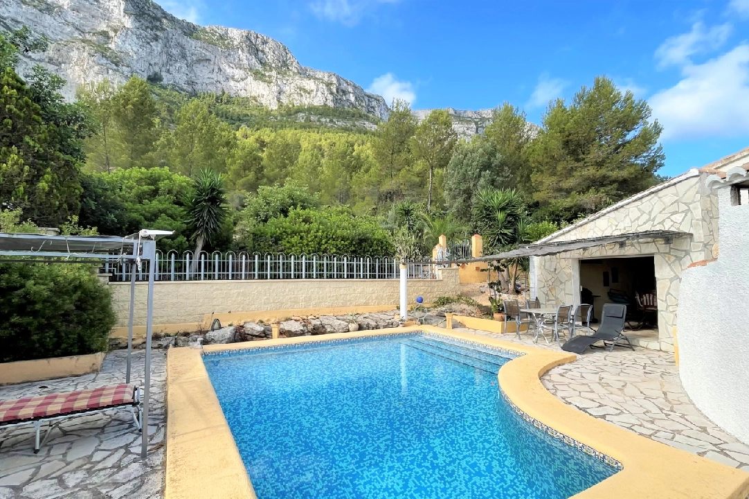 villa in Denia for sale, built area 130 m², year built 1980, + central heating, air-condition, plot area 1031 m², 3 bedroom, 2 bathroom, swimming-pool, ref.: JS-1623-27