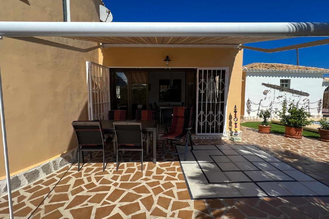 villa in Els Poblets(Partida Gironets) for sale, built area 175 m², year built 1982, condition neat, + KLIMA, air-condition, plot area 585 m², 3 bedroom, 3 bathroom, swimming-pool, ref.: RG-0523-13