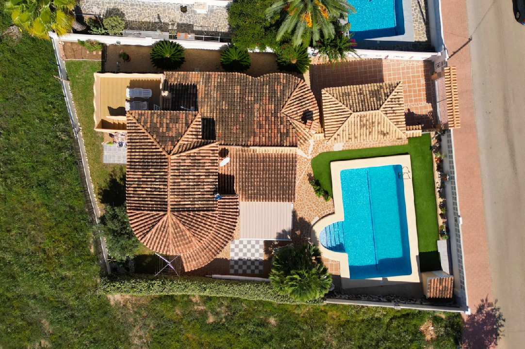 villa in Els Poblets(Partida Gironets) for sale, built area 175 m², year built 1982, condition neat, + KLIMA, air-condition, plot area 585 m², 3 bedroom, 3 bathroom, swimming-pool, ref.: RG-0523-8