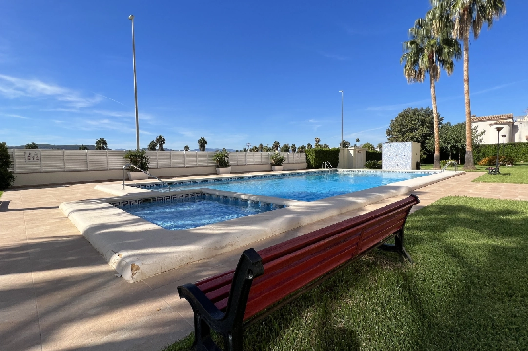 apartment in Denia(Las Marinas) for sale, built area 81 m², year built 2006, condition neat, + central heating, air-condition, 1 bedroom, swimming-pool, ref.: SC-K0923-29