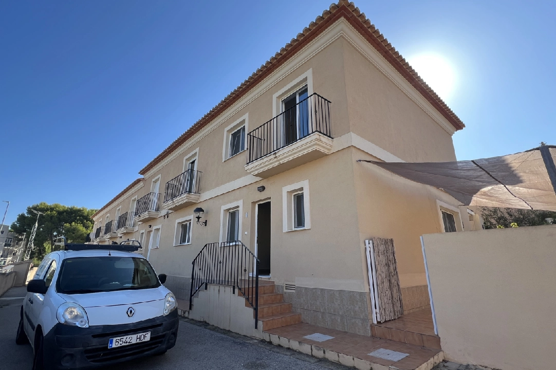 terraced house in Denia for rent, built area 130 m², condition neat, + KLIMA, air-condition, plot area 160 m², 4 bedroom, 3 bathroom, swimming-pool, ref.: D-0223-1