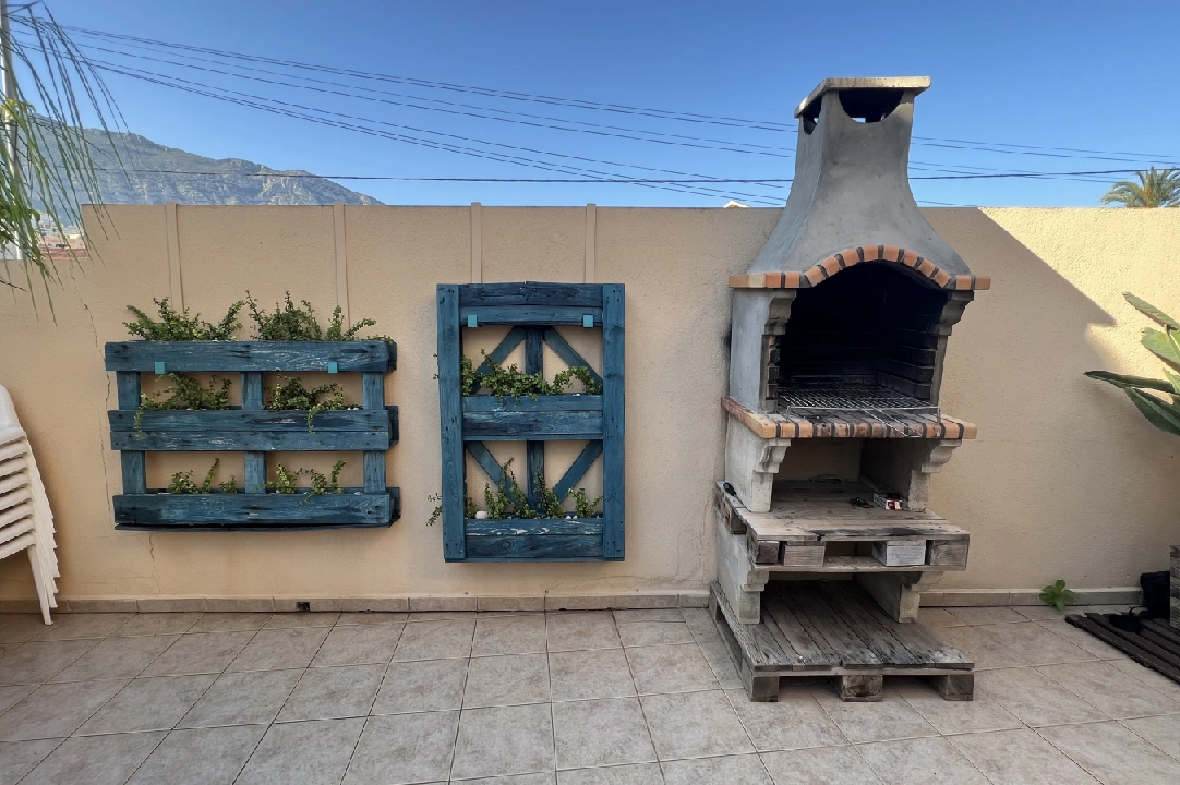 terraced house in Denia for rent, built area 130 m², condition neat, + KLIMA, air-condition, plot area 160 m², 4 bedroom, 3 bathroom, swimming-pool, ref.: D-0223-20