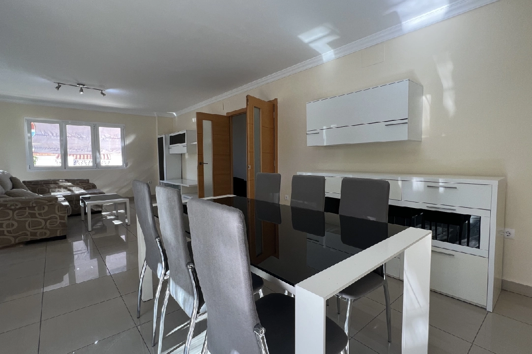 terraced house in Denia for rent, built area 130 m², condition neat, + KLIMA, air-condition, plot area 160 m², 4 bedroom, 3 bathroom, swimming-pool, ref.: D-0223-26
