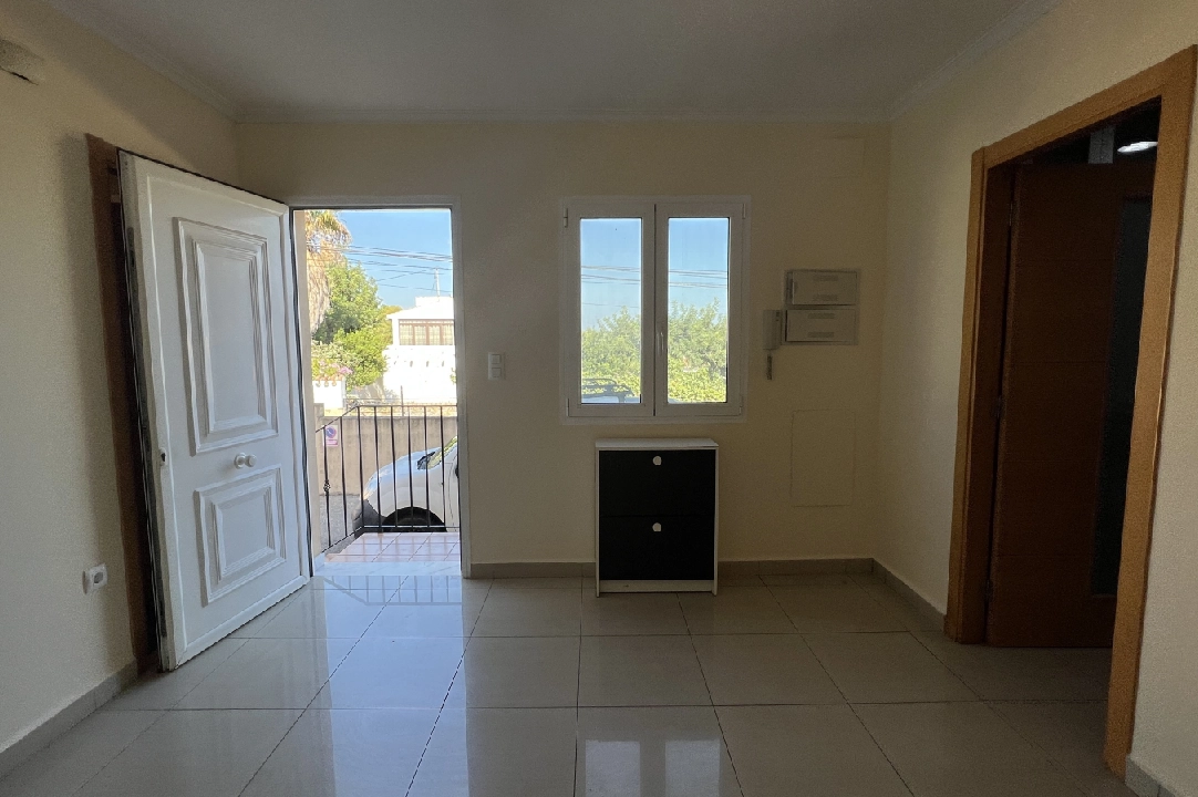 terraced house in Denia for rent, built area 130 m², condition neat, + KLIMA, air-condition, plot area 160 m², 4 bedroom, 3 bathroom, swimming-pool, ref.: D-0223-31