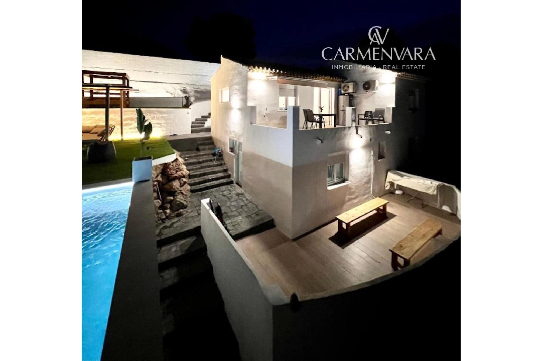 villa in Denia for sale, built area 125 m², air-condition, plot area 800 m², 4 bedroom, 2 bathroom, swimming-pool, ref.: VI-CHA030-21