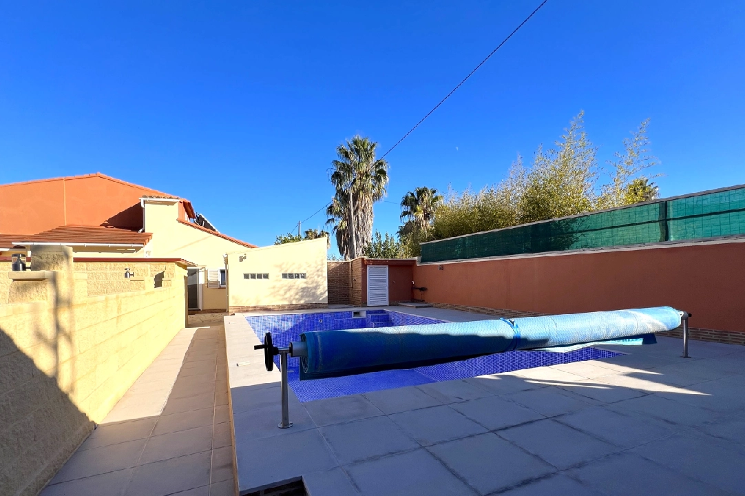 villa in Denia for sale, built area 215 m², year built 1978, + central heating, air-condition, plot area 954 m², 5 bedroom, 2 bathroom, swimming-pool, ref.: FK-1923-29