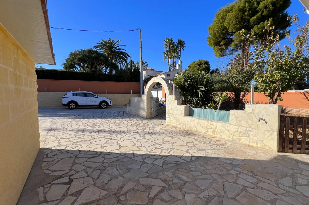 villa in Denia for sale, built area 215 m², year built 1978, + central heating, air-condition, plot area 954 m², 5 bedroom, 2 bathroom, swimming-pool, ref.: FK-1923-33